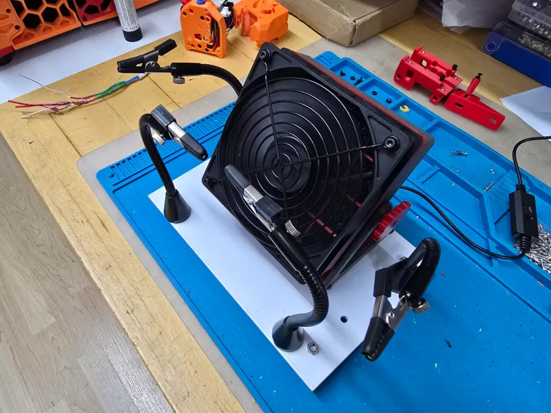 Magnetic Extract Fan stand for Soldering