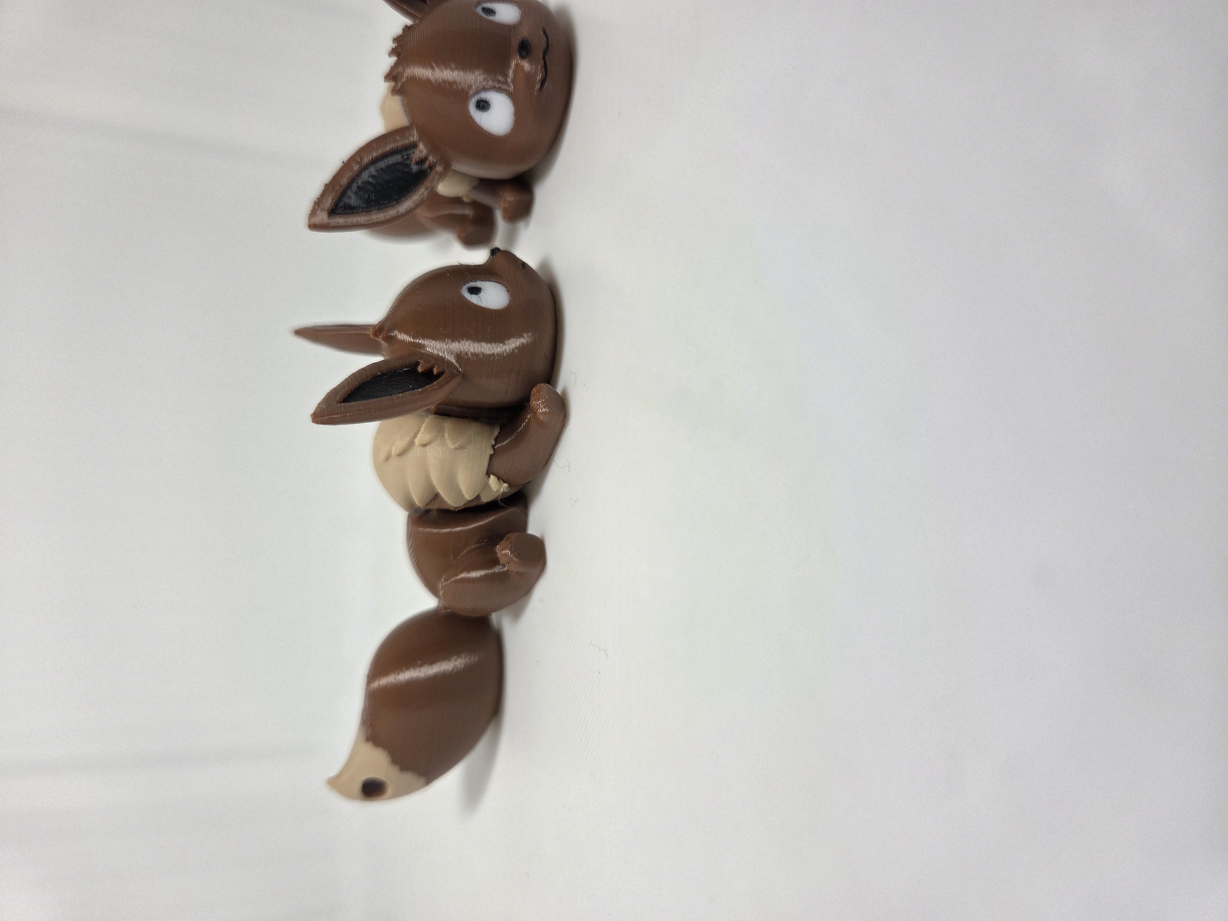 Miniatura 2 do modelo 3D Articulated Eevee 