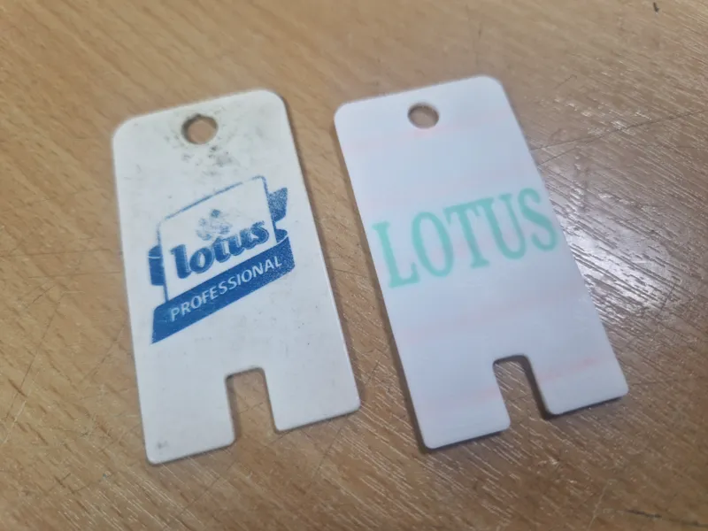 Tork & Lotus towel & soap dispenser key - K2C608