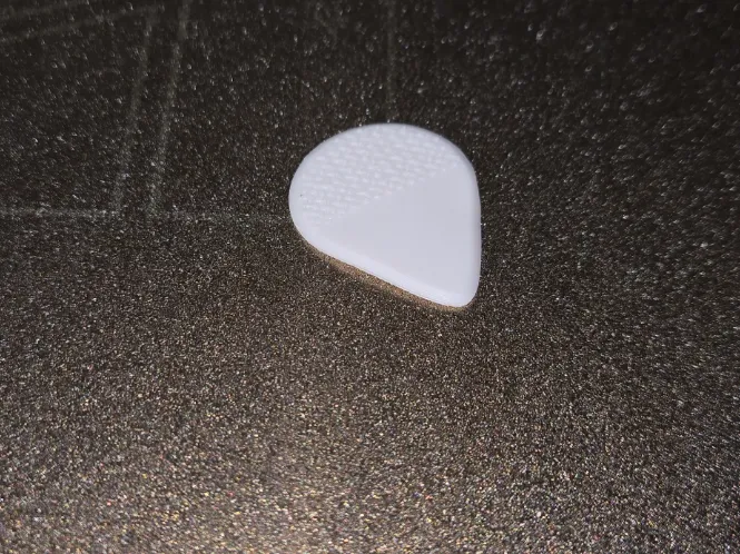Grip guitar pick