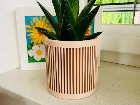 Modern planter