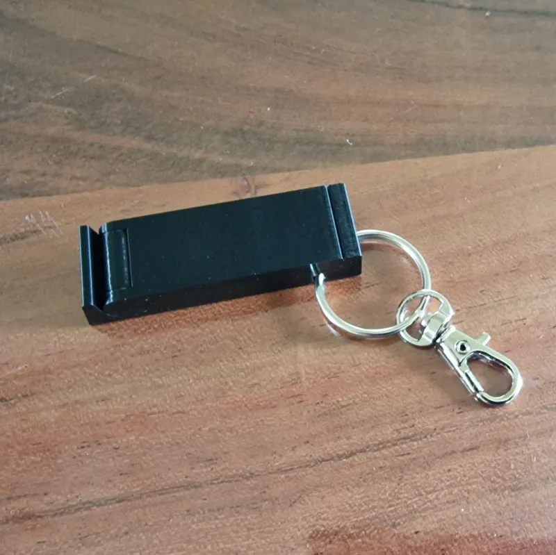 Landscape PhoneHolder, Print-in-Place keychain