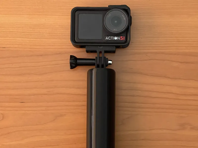 DJI Osmo Action 5 Hand Grip with Battery Storage