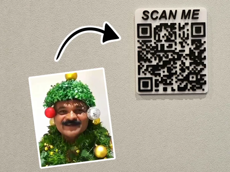 Scan QR code Merry Christmas Prank