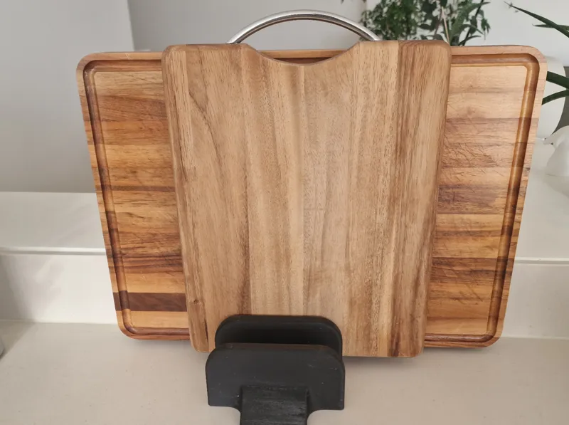 Cutting Board Holder