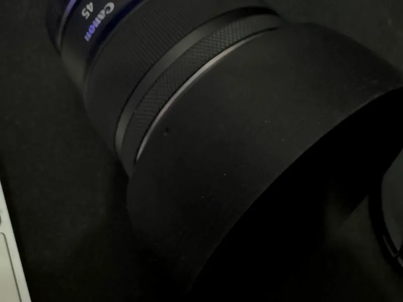 Canon RF 45mm f/1.2 STM Lens Hood (fast print)