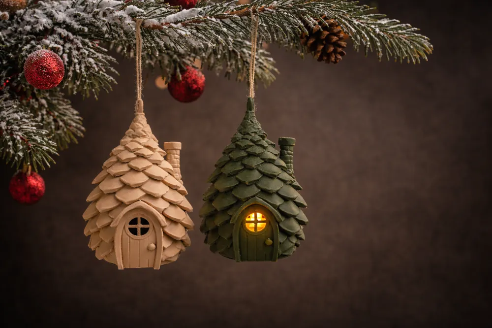 Dekoratives Tannenzapfen-Ornament, besonderes Design, Sammlerornament