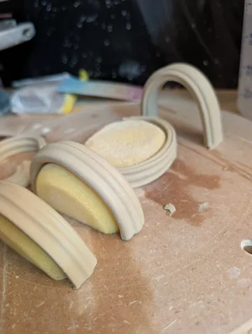 Modelo para impresión 3D: 2in Clay Extruder Dies for Handles — vista de referencia 3