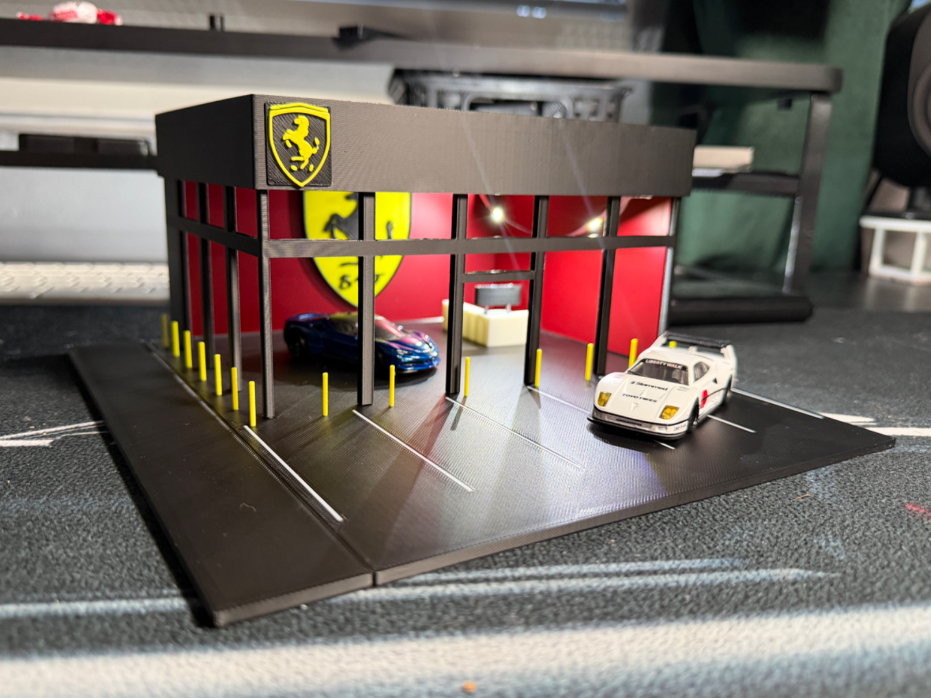 Ferrari showroom for 1:64 scale cars 
