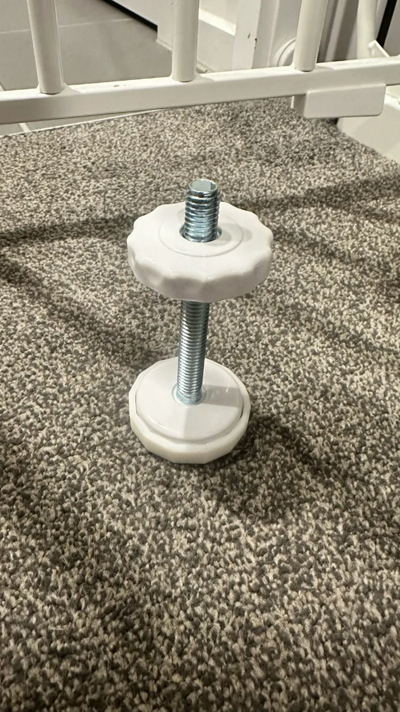 Dream Baby Wall Mounts