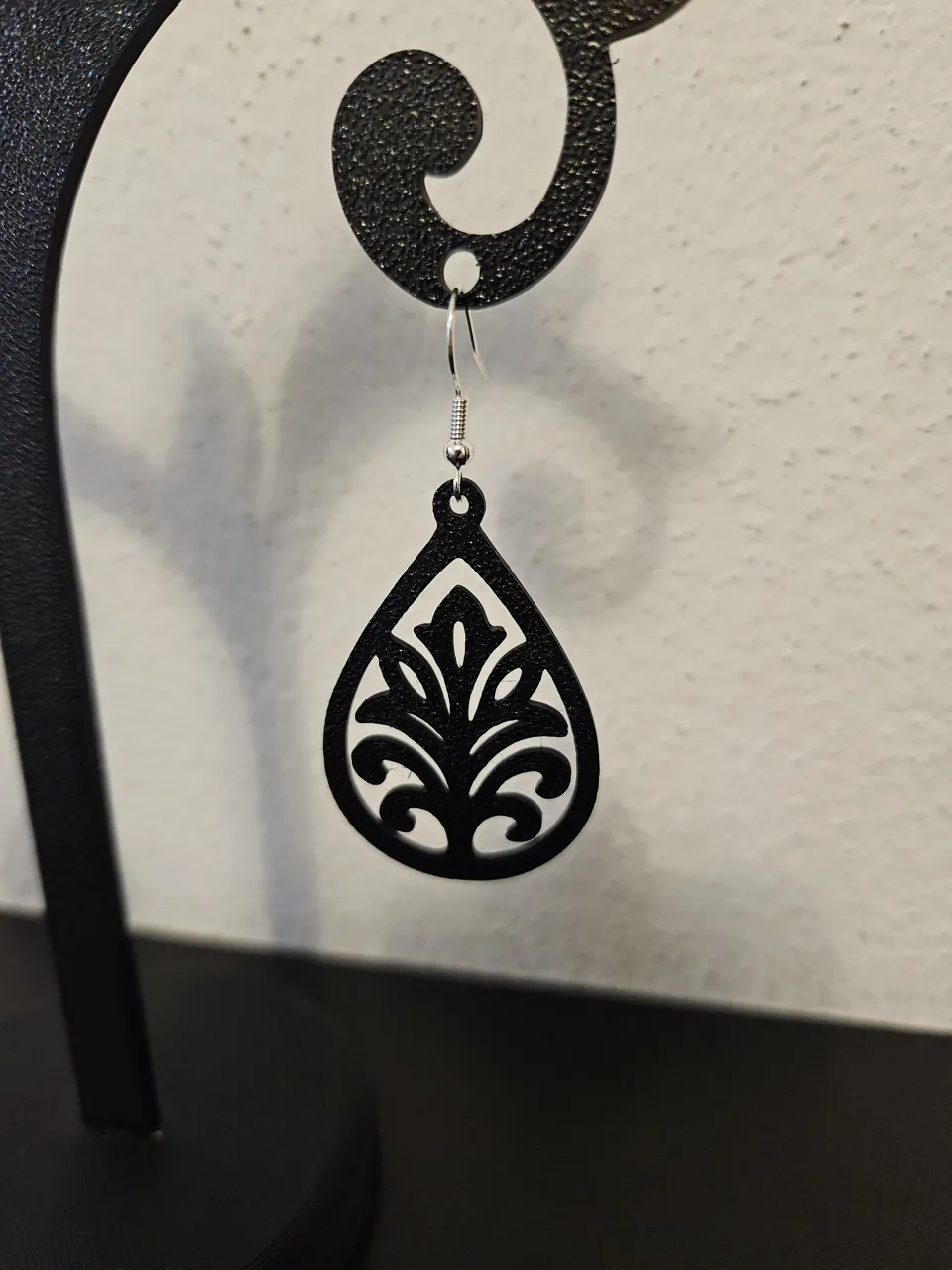 earrings drop 05 view 2