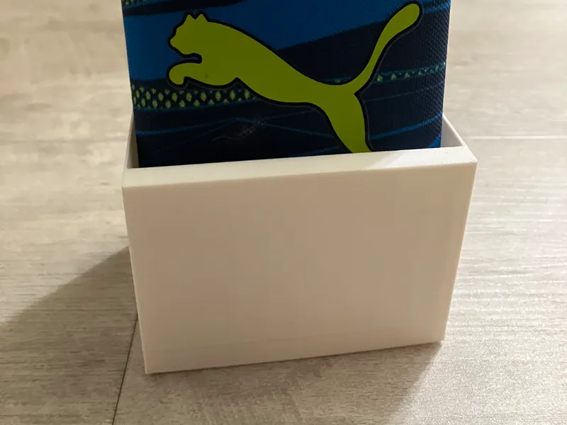 wallet holder