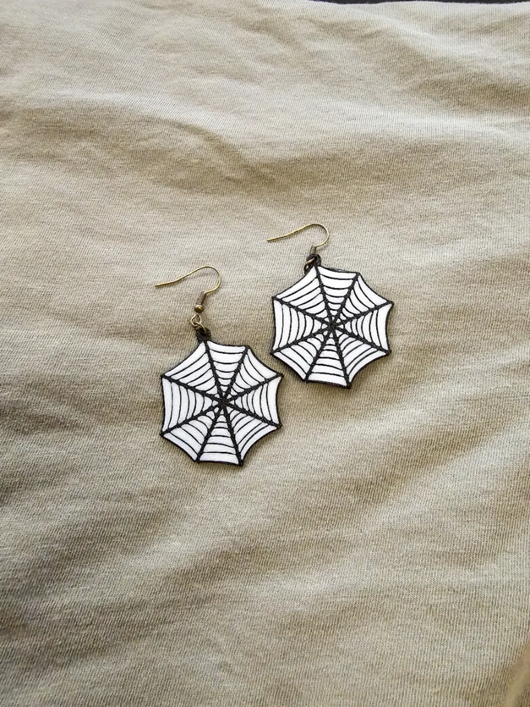 Spider web Earrings -Multicolor view 3