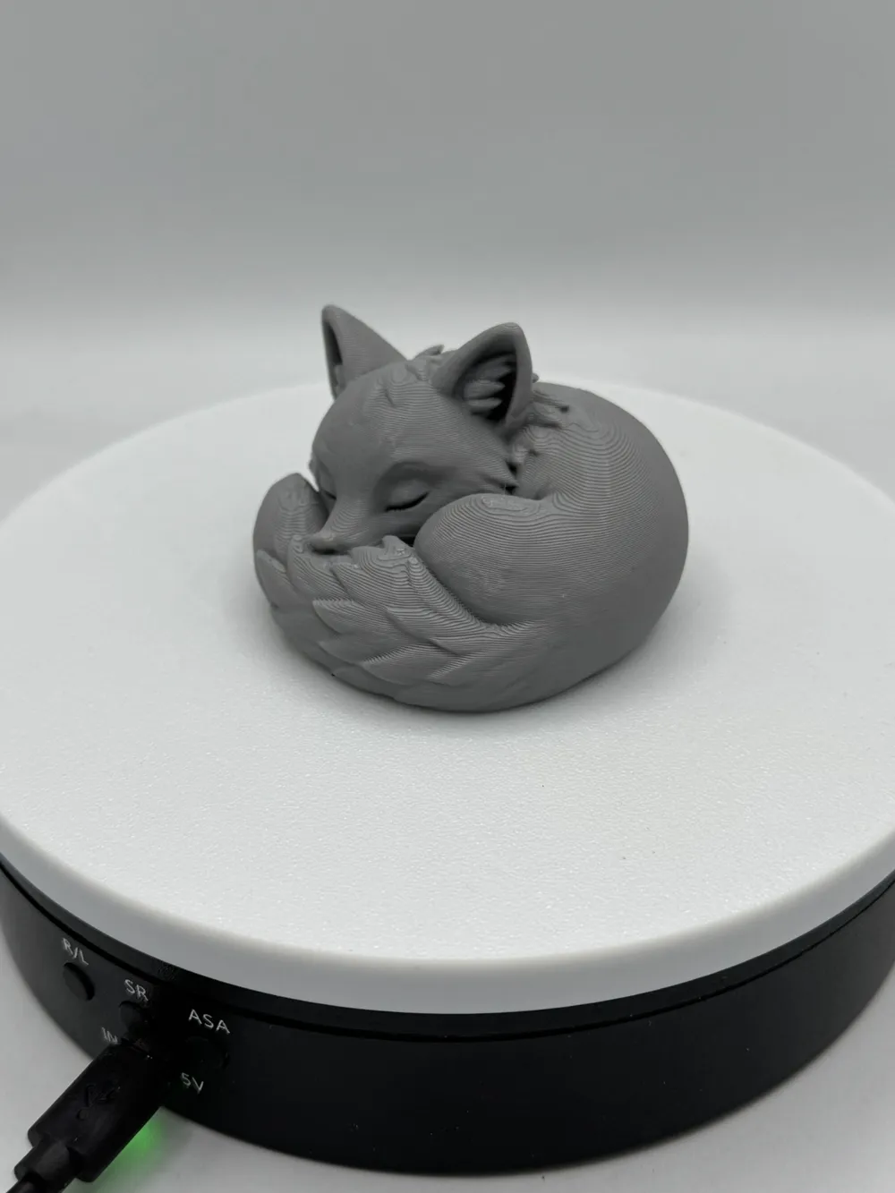 Sleeping Fox – Cozy Woodland Decor - Free 3D Print Model - MakerWorld
