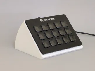 Minimalist Elgato Stream Deck Stand