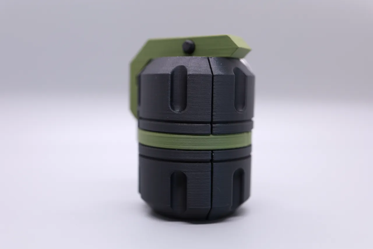 Toy Exploding Grenade! view 4