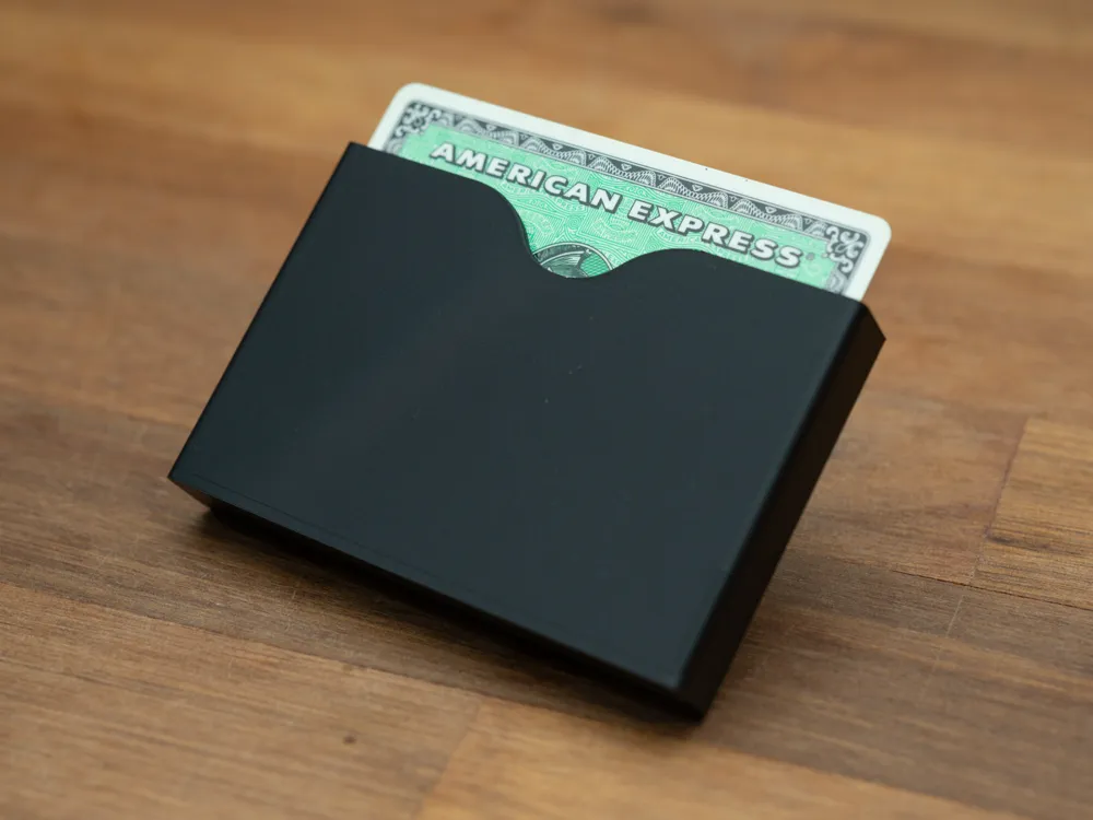 Sleek business and credit card holder - Free 3D Print Model - MakerWorld