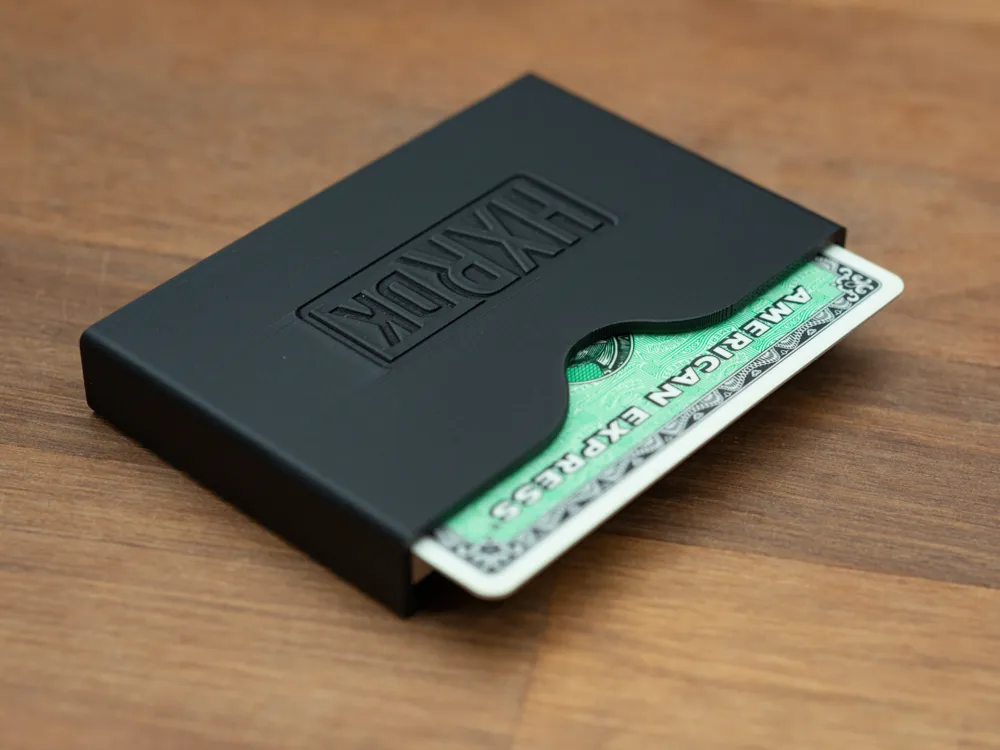 Sleek business and credit card holder - Free 3D Print Model - MakerWorld