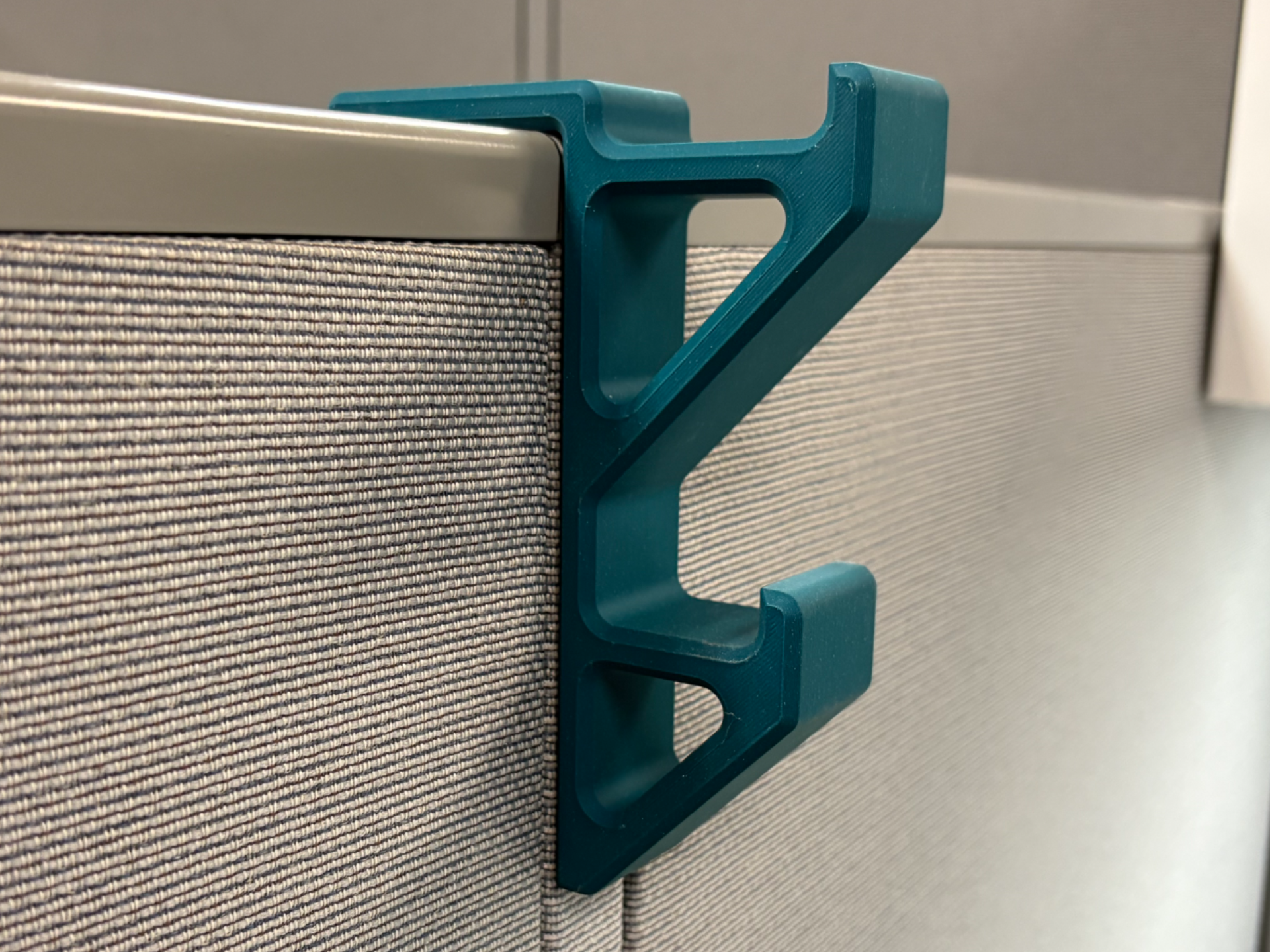 Heavy Duty Cubicle Hook