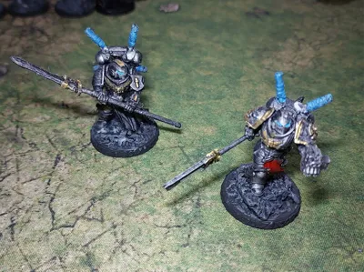 Teleporty Silver Knights with long pokie sticks