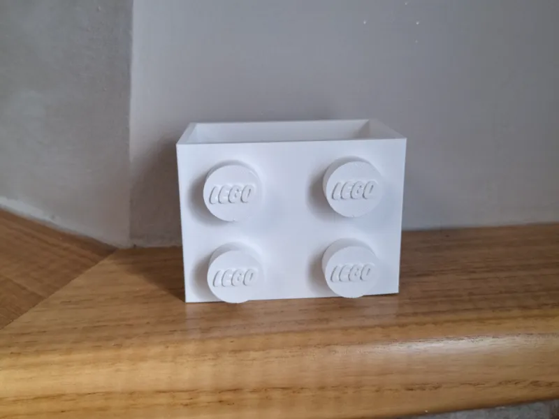 Iconic Brick Flower Vase / Pen Holder 2x2