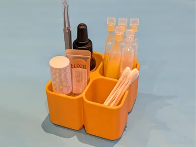 Drainable Makeup & Skincare Tray (4 Compartments)