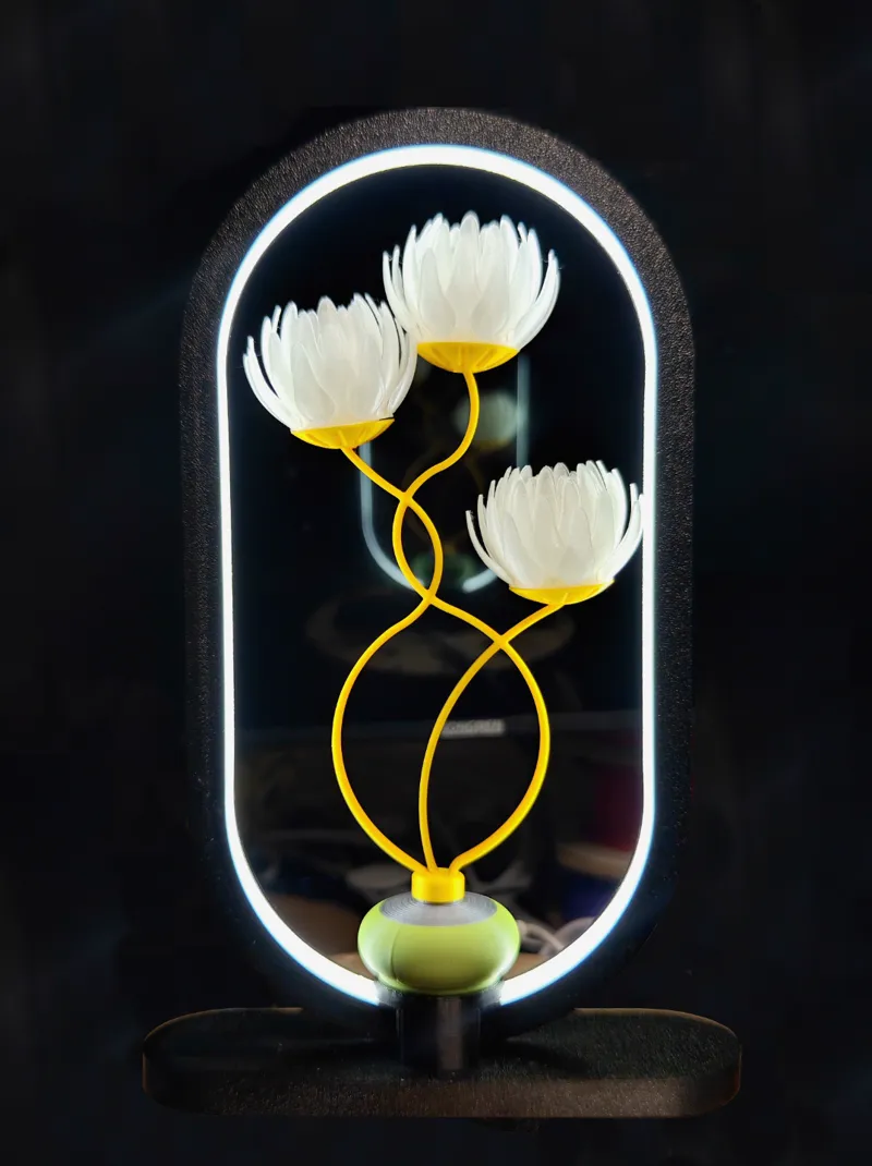 三蒂并莲花小台灯 San Ti and Lianhua small table lamp