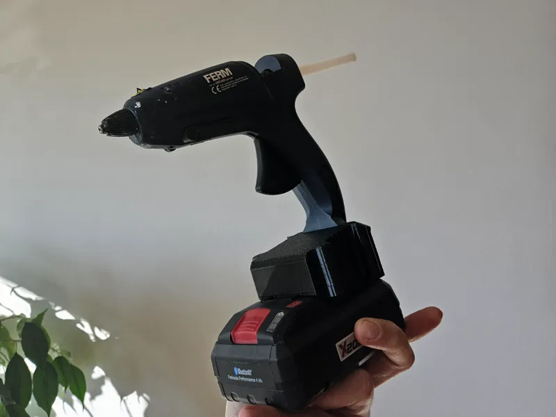 Ferm Action hot glue mod to Parkside 20x system