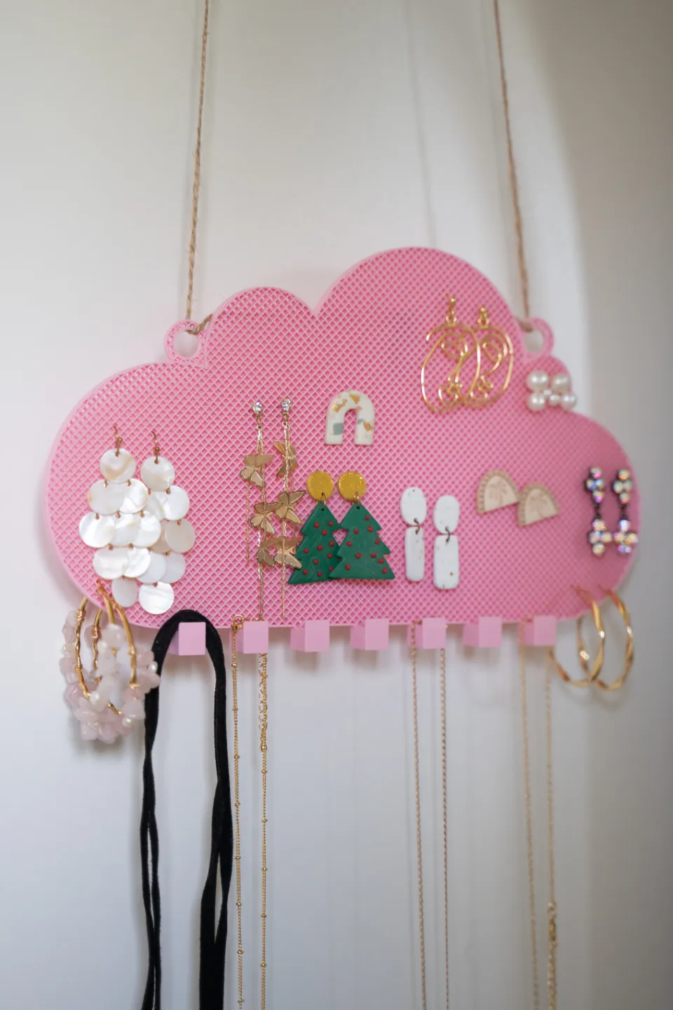 Cloud Shaped Earring & Necklace Holder view 2