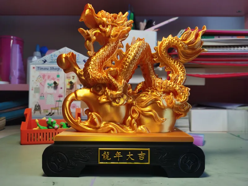 chinese dragon riding a gourd 龙年大吉