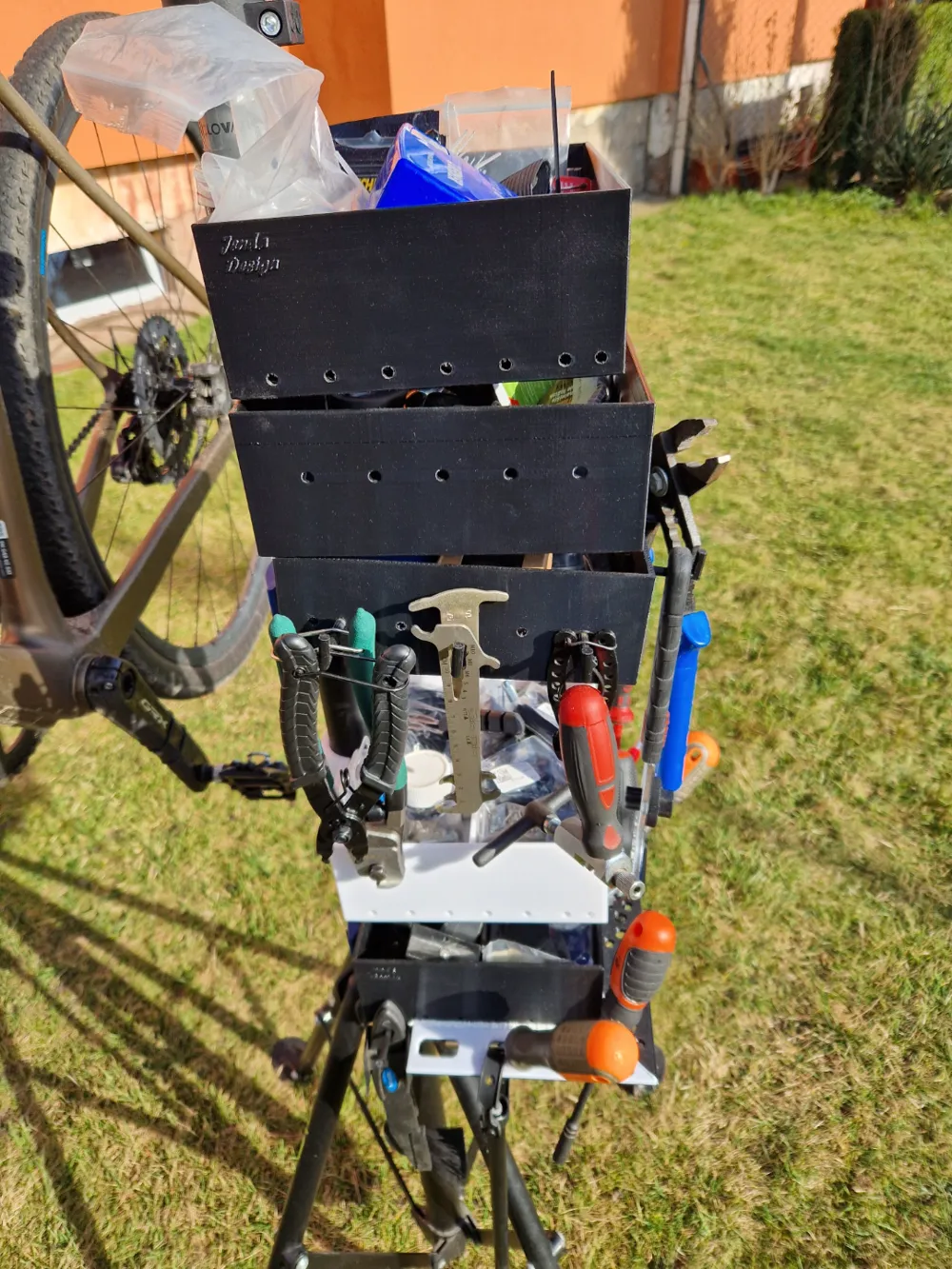 Storage tray for bike stand, Lidl Crivit by Jendapce MakerWorld