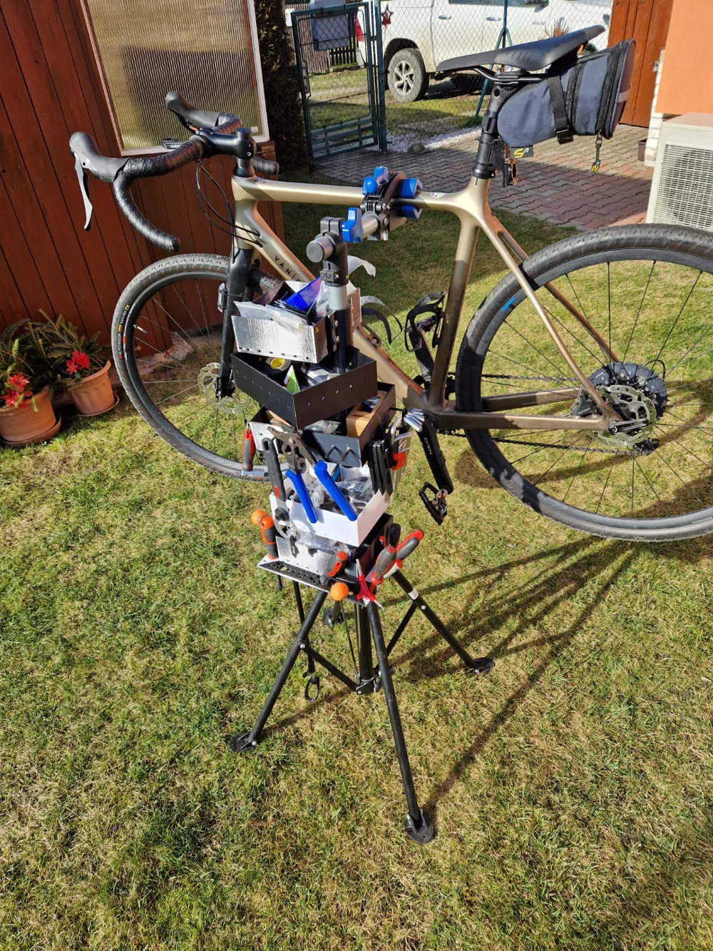 Storage tray for bike stand, Lidl Crivit by Jendapce MakerWorld