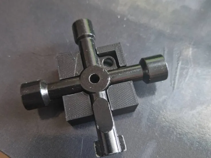 radiatorkey holder