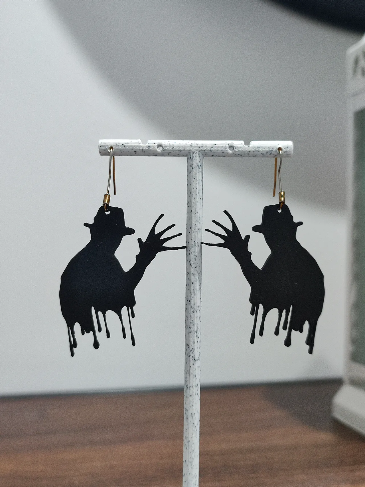 Aretes Pesadilla en Elm Street view 2