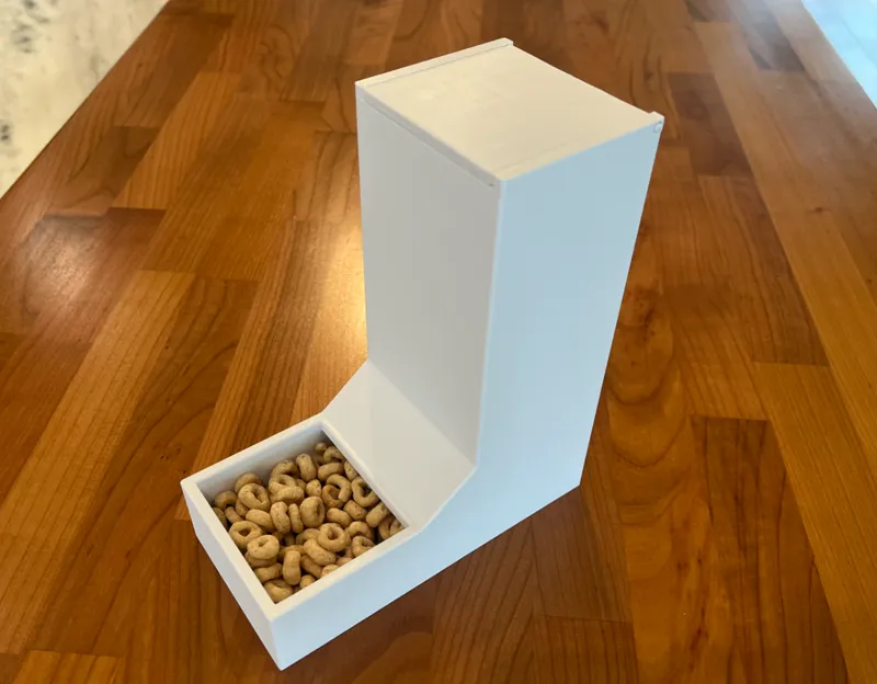 cat feeder