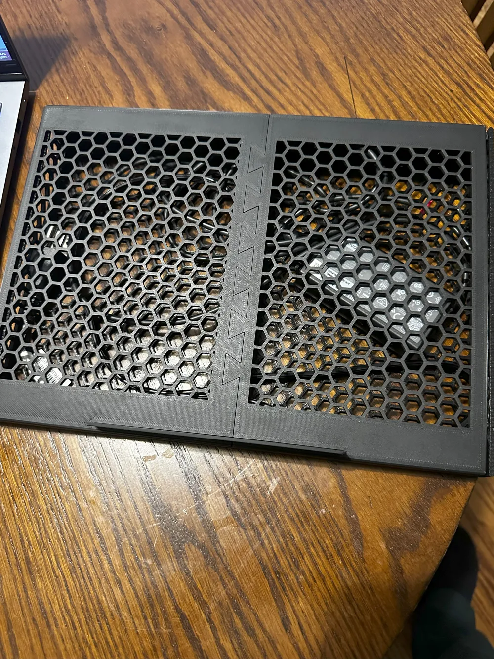 Laptop Lap Tray - Free 3D Print Model - MakerWorld