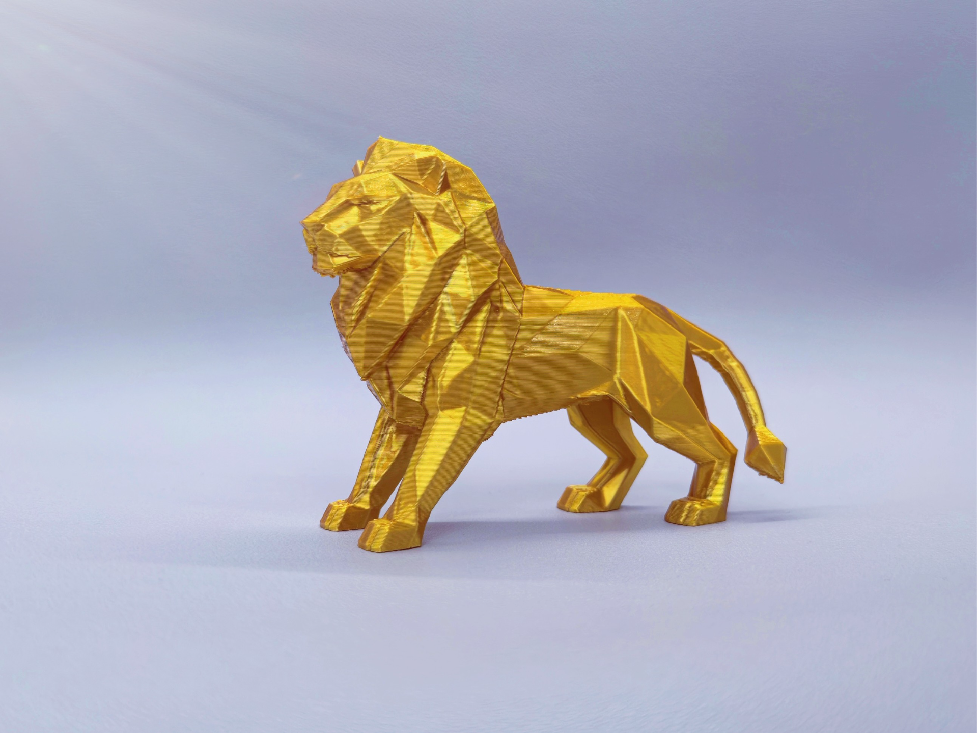 Low-poly lion sculpture figurine - Free 3D Print Model - MakerWorld