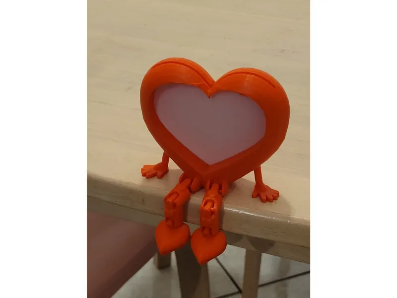 Porta foto cuore con gambe flessibili