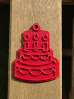 Plate filled with keychain center hole