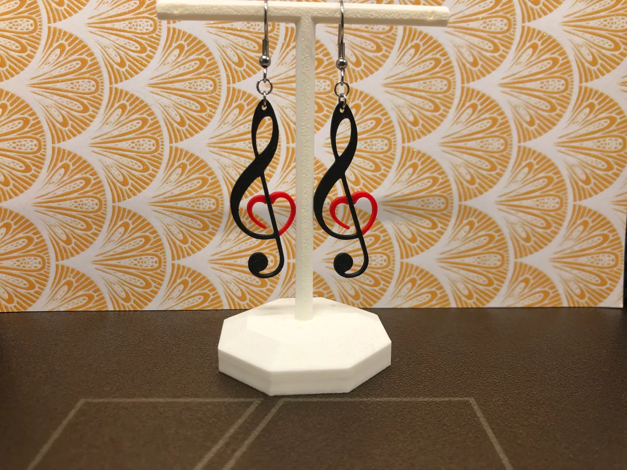 Treble clef of love earrings, AMS, 0.4 mm nozzle view 3