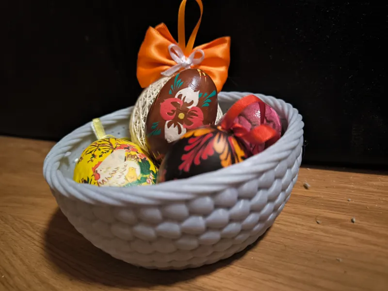 Easter Egg Basket / Bowl with Snap-Fit Lid