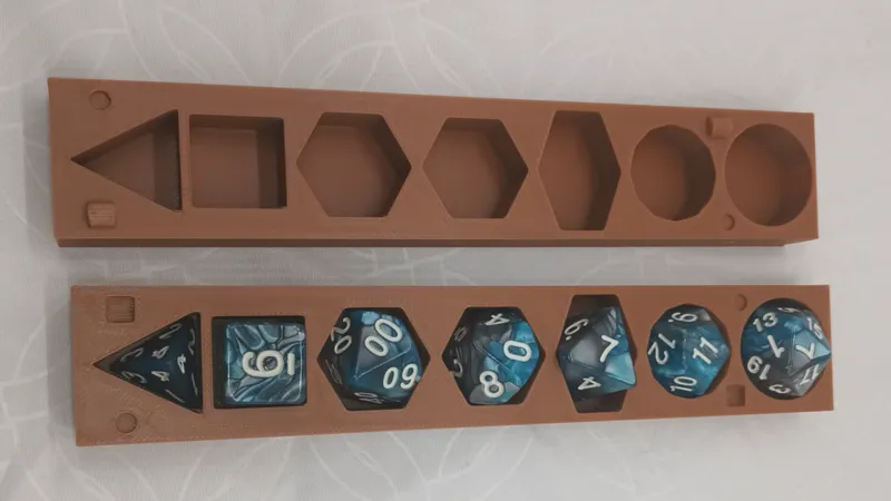 Long Dice Box