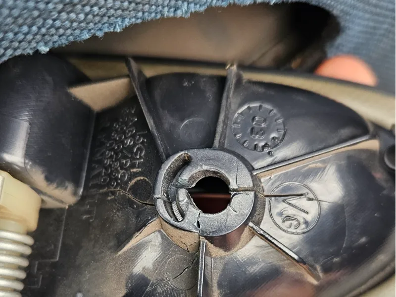 Renault Clio 2 Door Handle