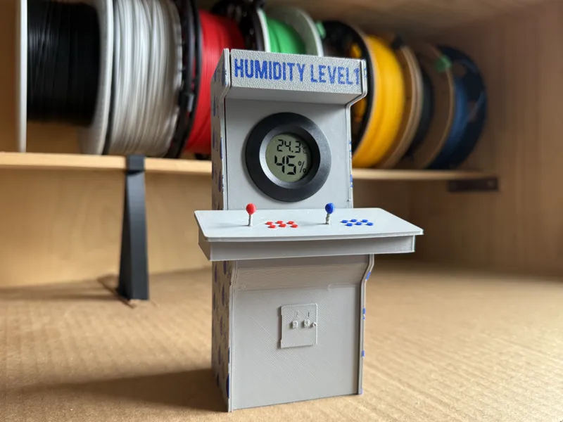 Mini arcade machine / hygrometer