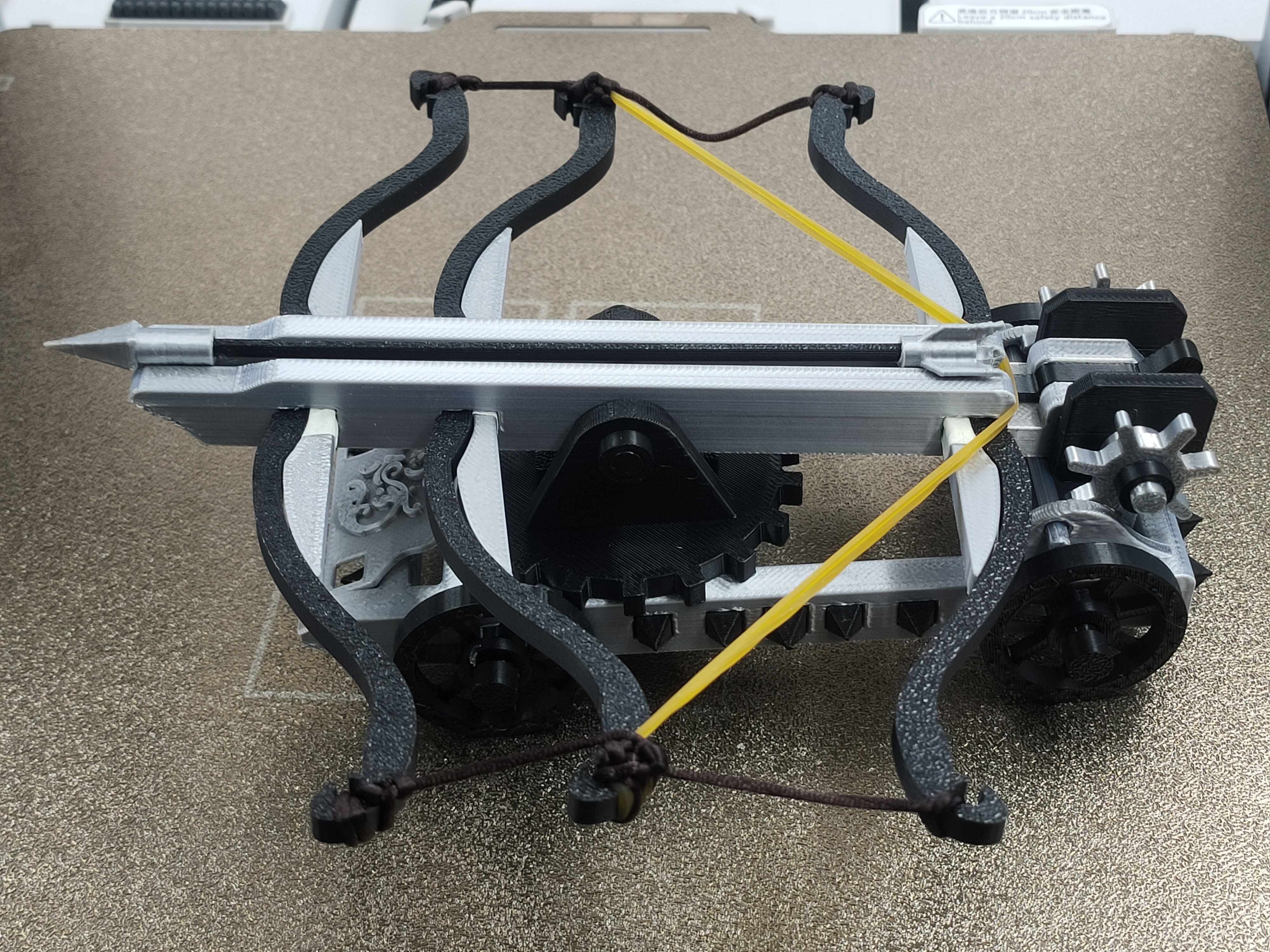 Miniatura 1 do modelo 3D 兵临城下—诸葛三弓弩