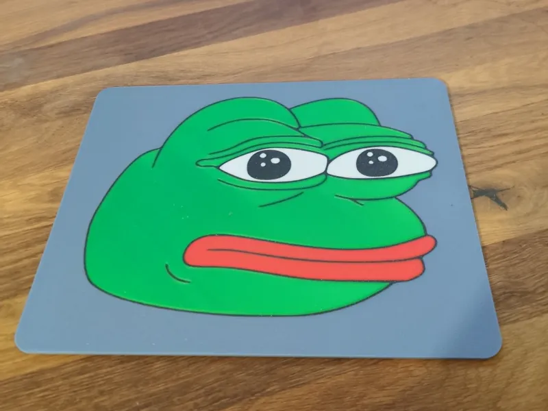 Pepe mouse pad