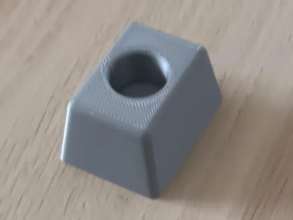 DESK FEET - (L 30 mm) X (P 40 mm) X (H  20 mm)