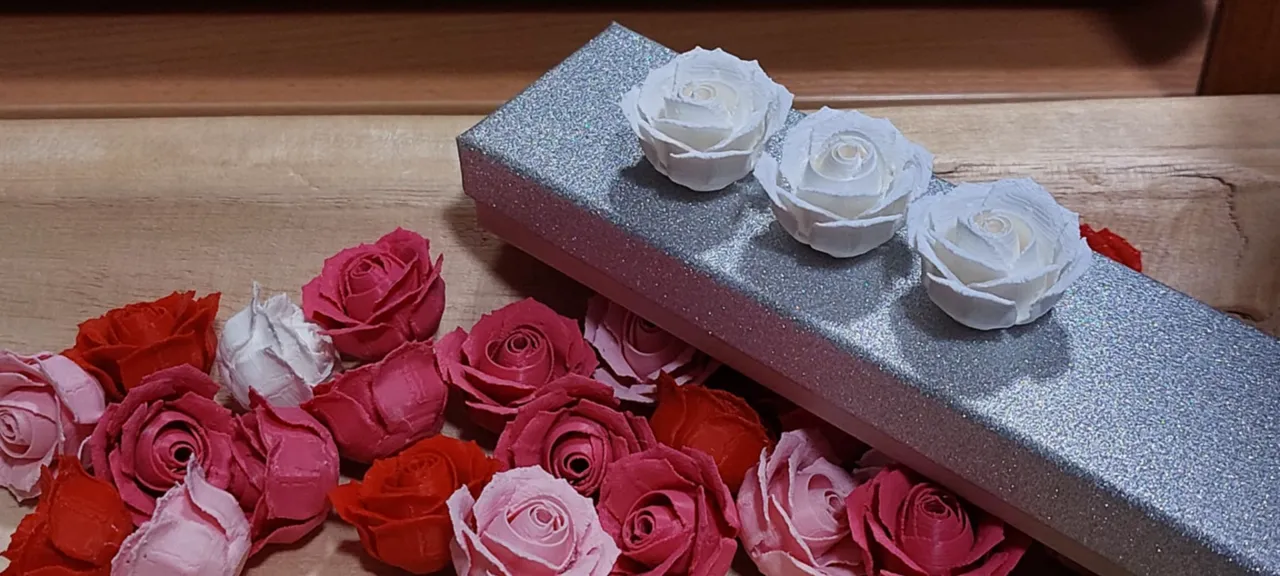 Mini Roses St. Valentine's Day view 3