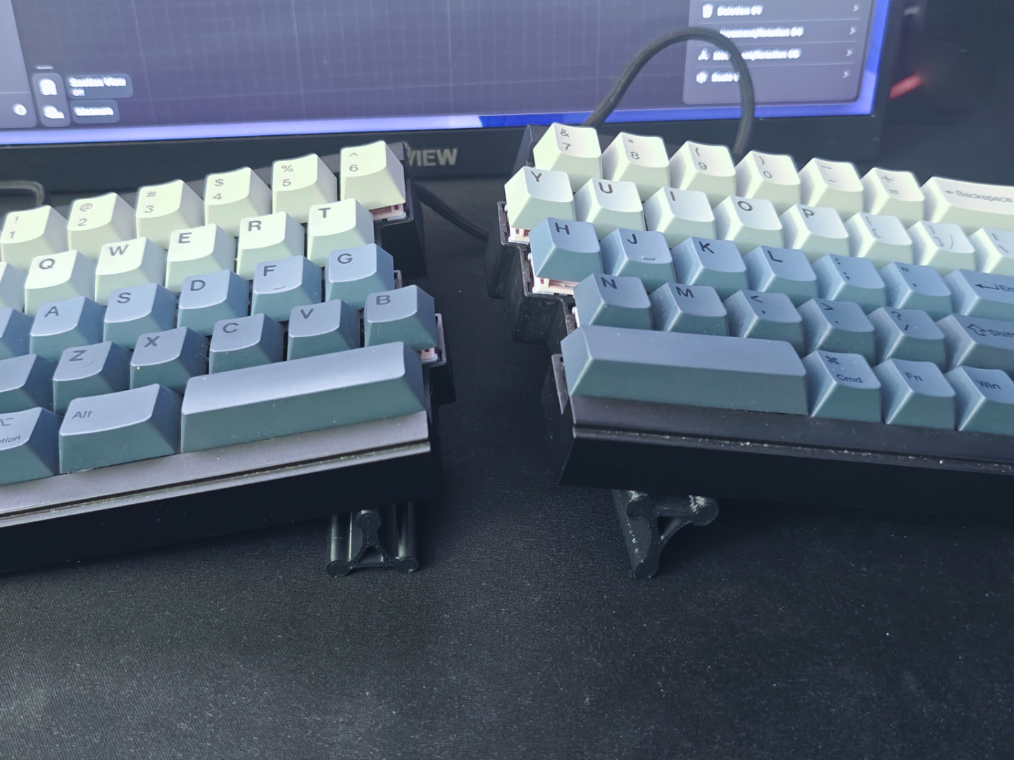 Split Keyboard Risers