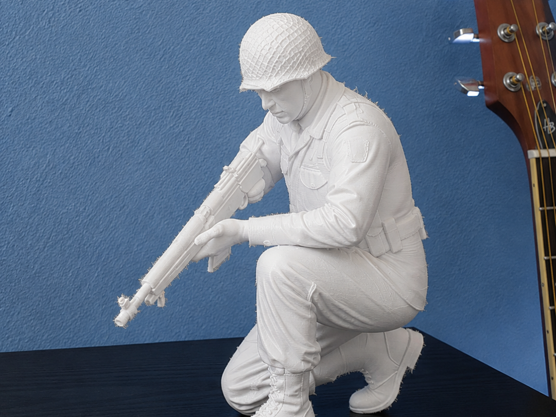 Kneeling WWII Infantry Soldier Statue